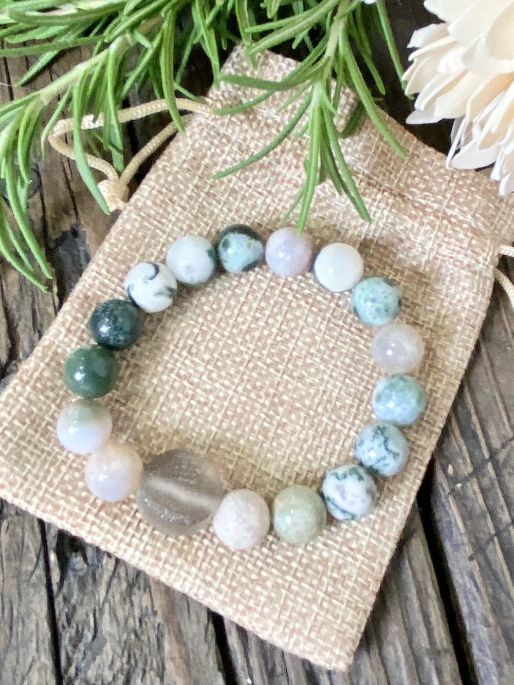 Green & White Beaded Stretch Bracelet Smokey Gray Charm